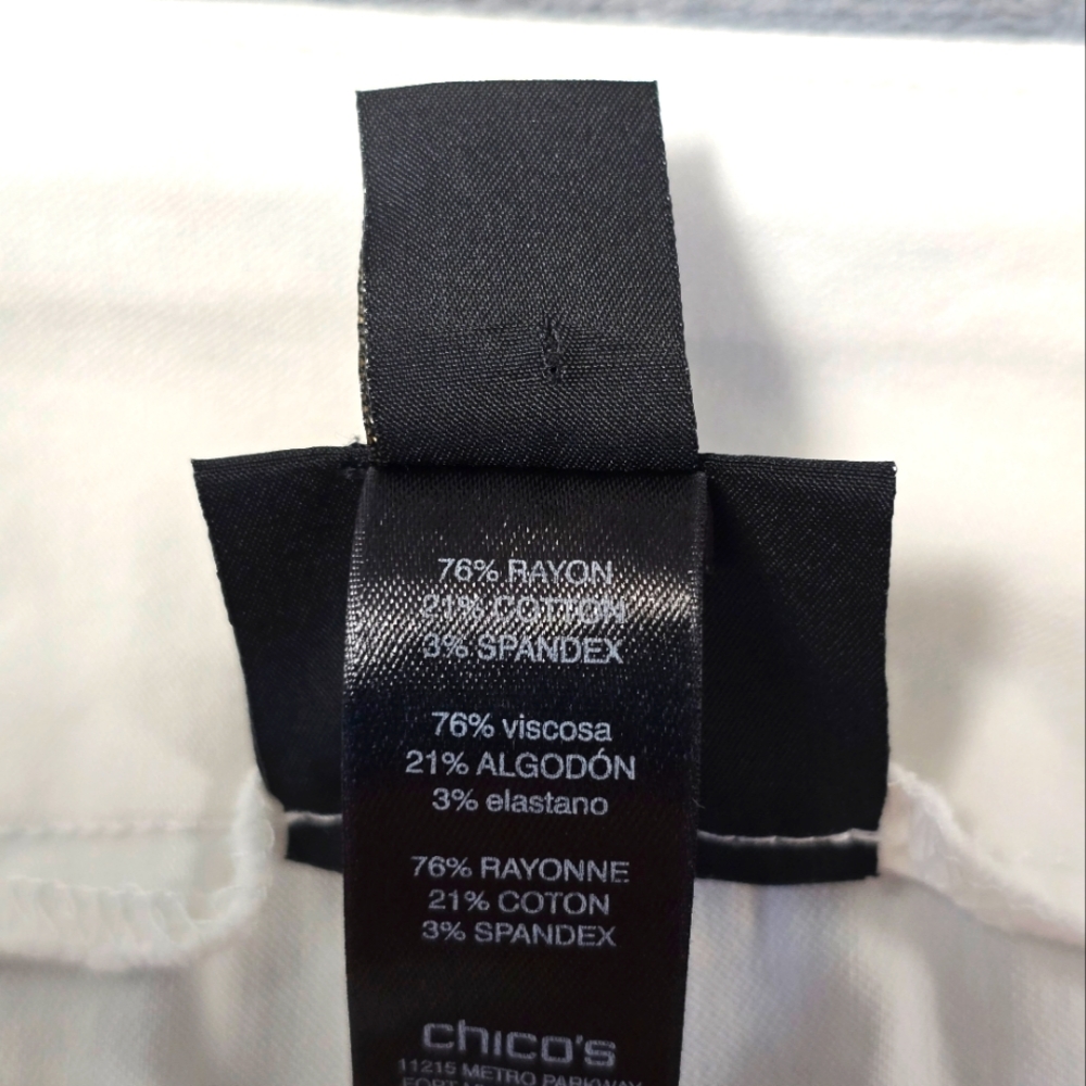 2/$30 Chicos So Slimming Women's White Pull Up Ankle‎ Cropped Pants Size 2.5 - Picture 9 of 10